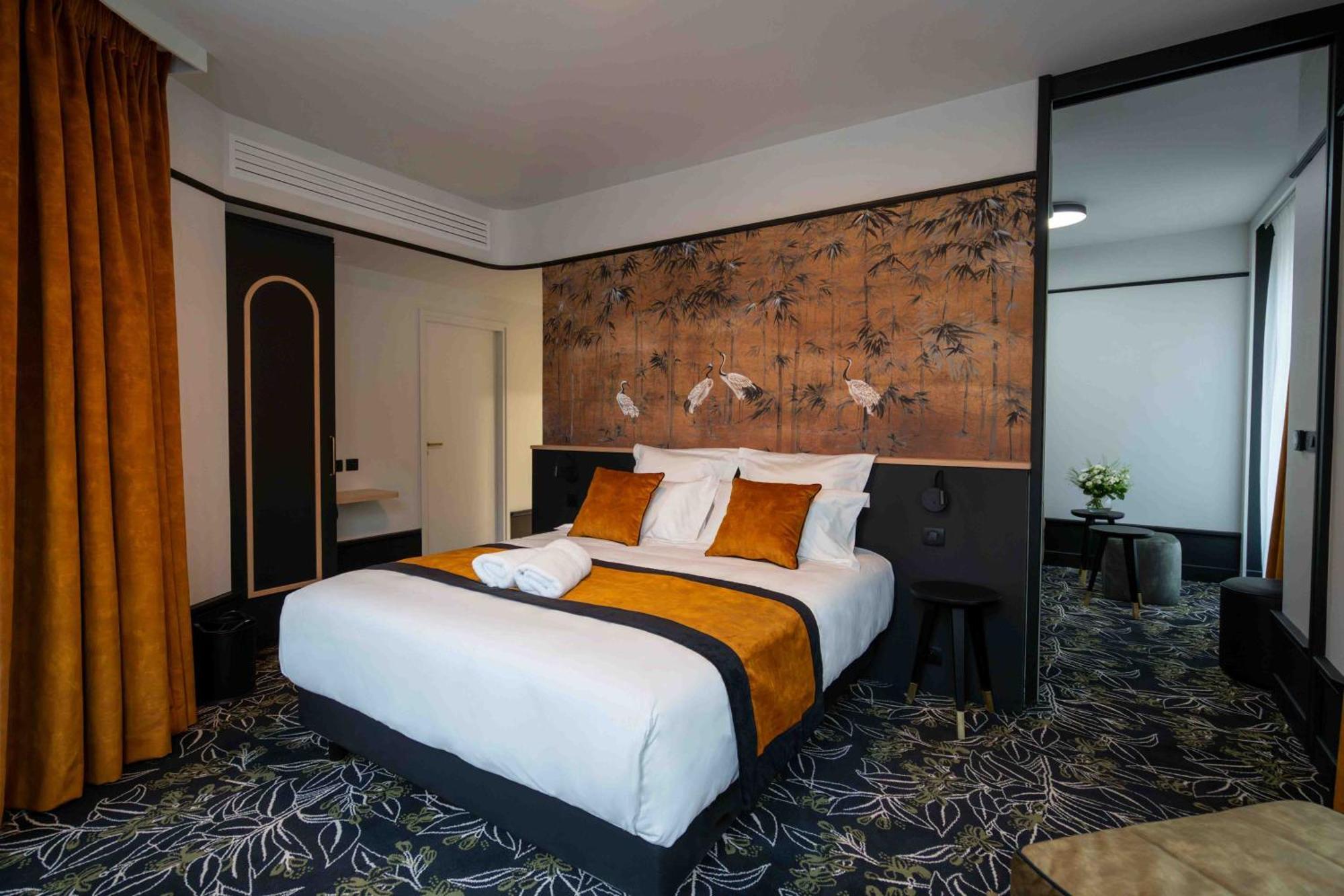 Hotel Et Restaurant Le Regina Le Puy-en-Velay 외부 사진